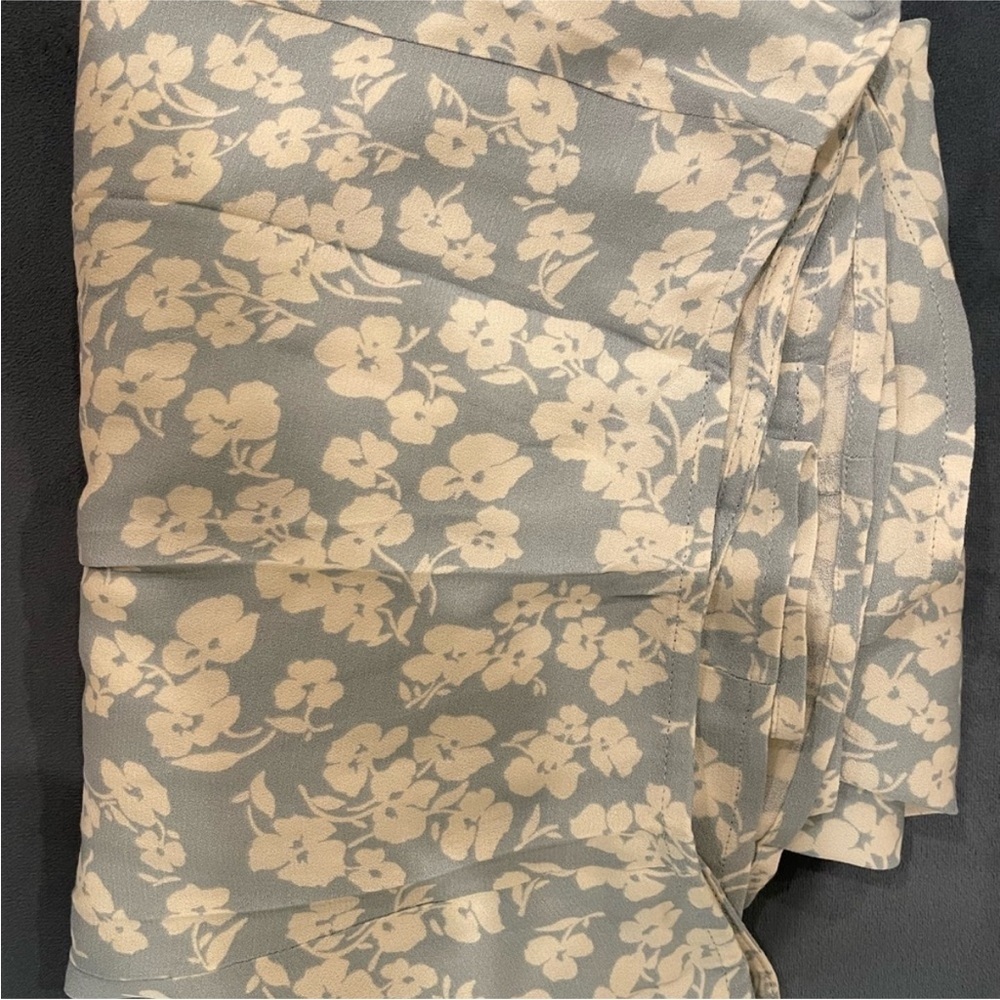 💓NWOT Reformation Zoe Skirt Sofie floral blue white size 2💓 - Picture 5 of 6